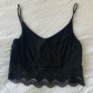 Lezalez crop top